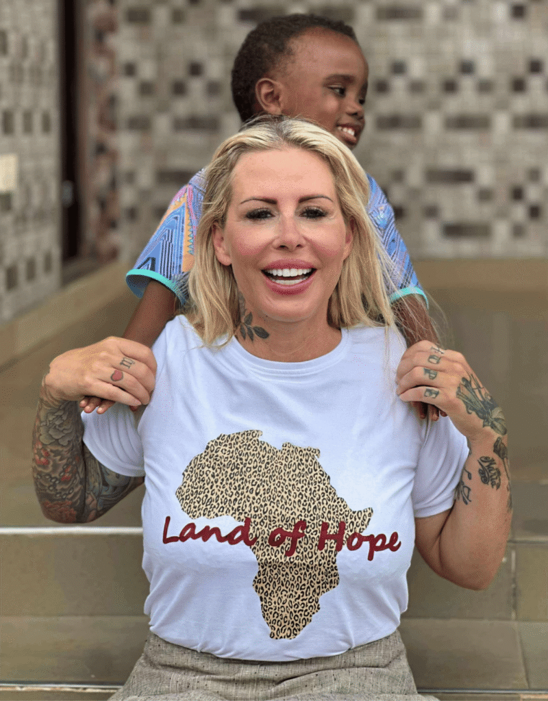 Africa T-shirt - Women - Image 3
